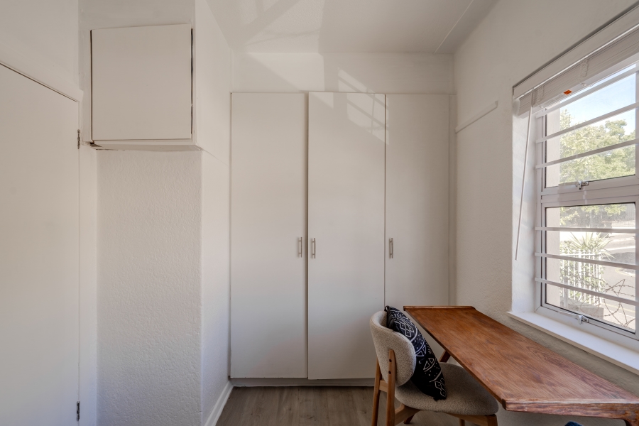 2 Bedroom Property for Sale in Three Anchor Bay Western Cape